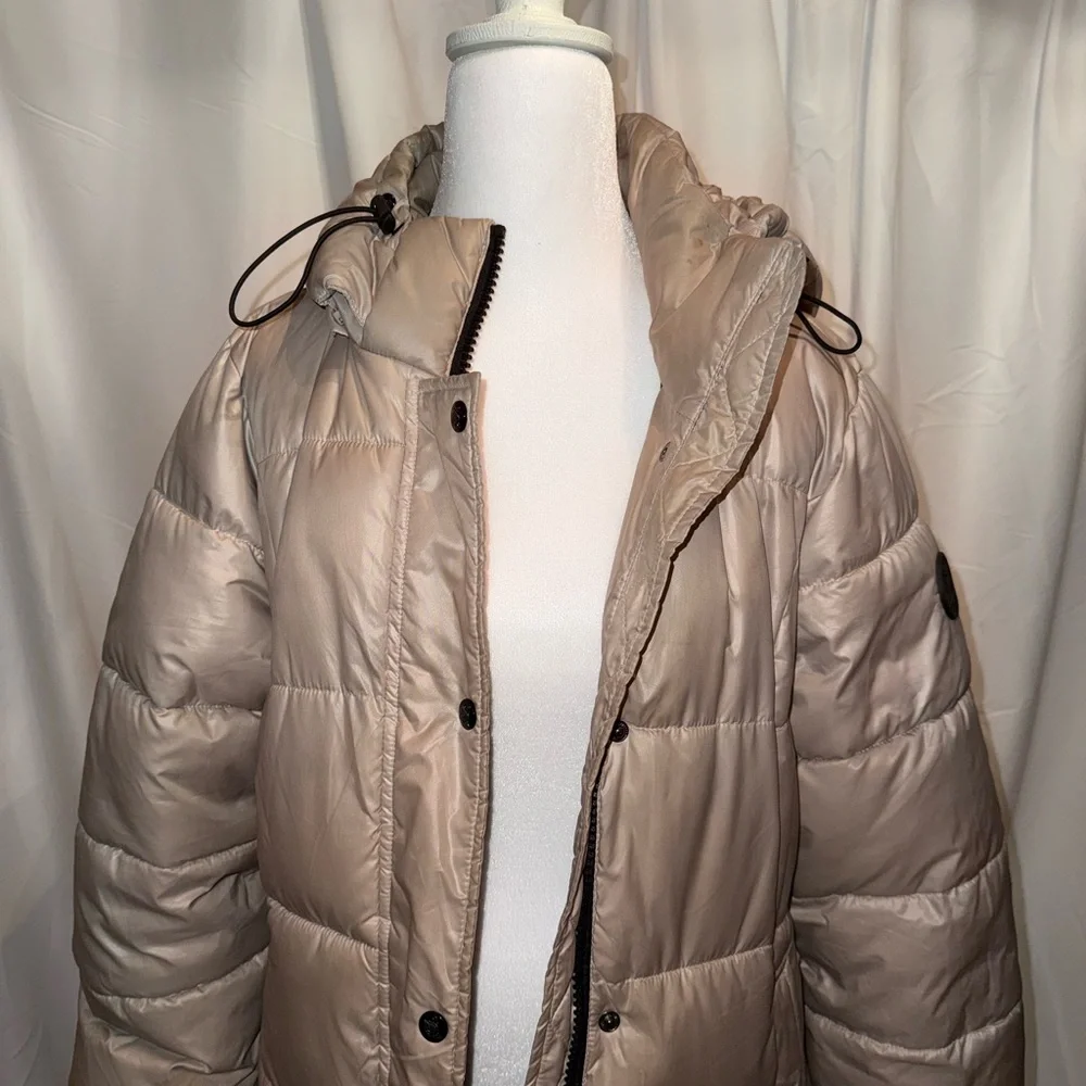 Steve Madden Women's Long Metallic Puffer Coat - Picture 2 of 11
